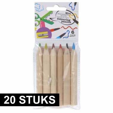 Grabbelton 20x pakjes mini kleurpotloden 6 stuks cadeautjes